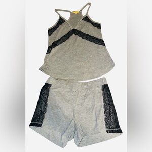 Elegant Gray Comfortable Sleepwear Set with Black Lace szM